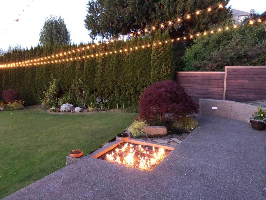 1-Bedroom Seaview Guesthouse On Seattle Luxury Estate With Views Of Olympic Mountains Exterior foto