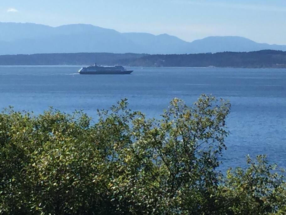 1-Bedroom Seaview Guesthouse On Seattle Luxury Estate With Views Of Olympic Mountains Exterior foto